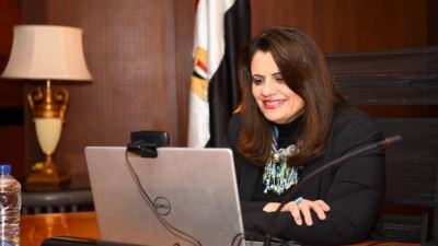 وزيرة الهجرة تشيد بإصدار بنكا الأهلي ومصر شهادات مرتفع العائد بالجنيه ومختلف العملات 