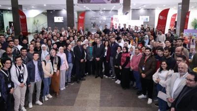 وزير الاتصالات: نحرص على توفير البيئة المحفزة على الإبداع فى صناعة الألعاب الرقمية