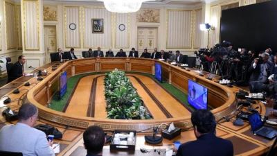 مجلس الوزراء يعلن أسماء 32 شركة المقرر طرح أسهم بها بالبورصة