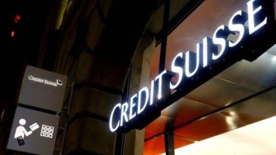 بنك يو بي إس السويسري يستحوذ على منافسه كريدي سويس في أكبر صفقة مصرفية منذ 2008