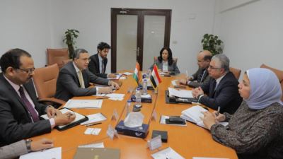 اقتصادية قناة السويس: جولات ترويجية مكثفة لطرق أبواب الاستثمارات الأجنبية