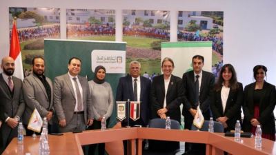 البنك الاهلي يوقع بروتوكول تعاون مع شركات سيكم لدعم المشروعات الصغيرة والمتوسطة 