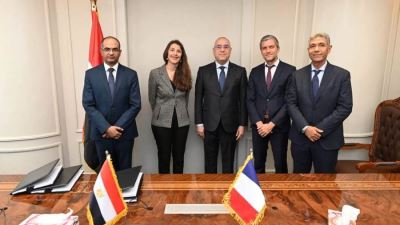 توقيع اتفاقية تسهيلات ائتمانية بين وزارة الإسكان والوكالة الفرنسية للتنمية بـ52 مليون يورو