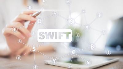 ما الفرق بين نظام السويفت SWIFT  والسويفت كود ؟