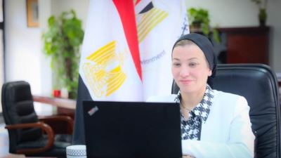 وزيرة البيئة ونائبة رئيس بنك الاستثمار الأوروبي يناقشان مستجدات الإعداد لبرنامج الصناعة الخضراء المستدامة 