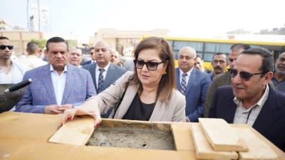 هالة السعيد: مركز خدمات مصر تسهم في تحقيق الشمول المالي بتعزيز وسائل الدفع الإلكتروني