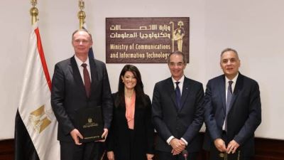 وزيرا الاتصالات والتعاون الدولى يشهدان توقيع اتفاقية منحة المانية لدعم الحكومة الالكترونية والابتكار