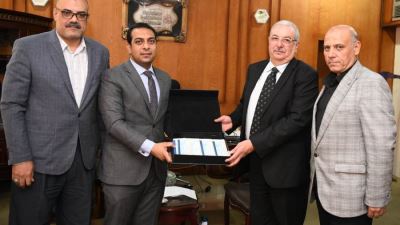 توزيع 700 كوبون مواد غذائية للأسر الأكثر احتياجا بقنا برعاية البنك الزراعي