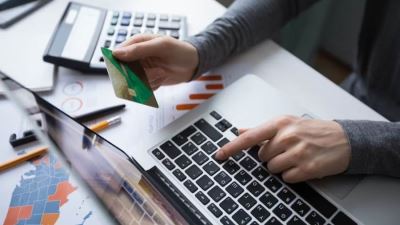 دراسة تتوقع ارتفاع خسائر الاحتيال عبر الدفع الالكتروني لـ362 مليار دولار في 2028