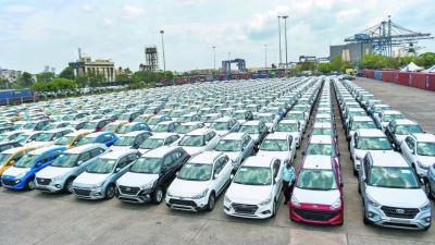 27 ألف مواطن تسلموا سياراتهم الجديدة بمبادرة إحلال السيارات.. والخزانة تحملت 670 مليون جنيه الحافز الأخضر