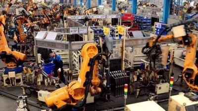 البنك المركزي: ارتفاع قروض قطاع الصناعة لـ745.67 مليار جنيه بنهاية فبراير 2023