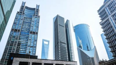 ذا بانكر: إجمالى أصول أكبر 1000 بنك عالميًا تتراجع لـ151.7 تريليون دولار