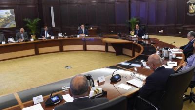 رئيس الوزراء يترأس اجتماع المجلس الأعلى للطاقة بحضور محافظ المركزي