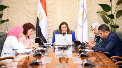 الهجرة: نعمل حاليا على اعتماد التوقيع الإلكتروني للمصريين بالخارج لتسهيل الإجراءات البنكية