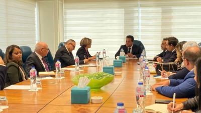 وزير الصحة يبحث سبل التعاون المشترك مع مسئول بالبنك الدولي