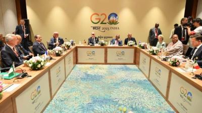 السيسي: القمة الأفريقية الأوربية المصغرة خطوة لوضع أولويات القارة على الأجندة الدولية