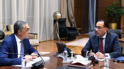 رئيس الوزراء وحسام هيبة يتابعان جهود تشجيع وجذب الاستثمارات  المحلية والأجنبية  