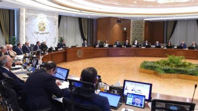 مجلس الوزراء يوافق على إقرار تيسيرات للمصريين المقيمين بالخارج