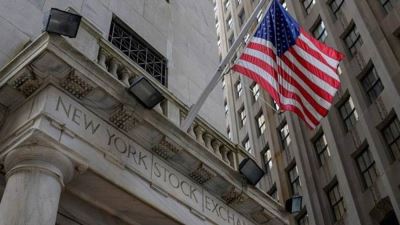 وول ستريت جورنال: إفلاس الشركات الكبرى في أمريكا يخيم على الاقتصاد