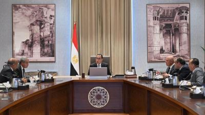 رئيس الوزراء يبحث سبل تنمية الصادرات المصرية إلى أفريقيا