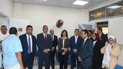 محافظ الفيوم يفتتح وحدتي "التصلب المتعدد" و"تفتيت الحصوات" بالمستشفى العام بالتعاون مع البنك الأهلي 