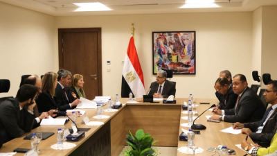 وزير الكهرباء يستقبل نائبة رئيس بنك الإستثمار الأوروبى لبحث سبل دعم وتعزيز التعاون