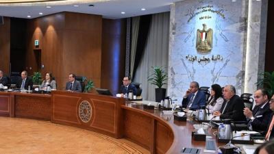 بحضور نائب محافظ المركزي.. رئيس الوزراء يترأس الاجتماع الأول لوحدة تجمع "البريكس"