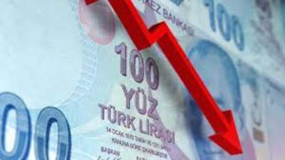 الليرة التركية تهبط لأدنى مستوى مقابل الدولار
