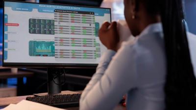 صعود جماعي لأسهم البنوك بختام التعاملات.. ومؤشر القطاع يرتفع 77.7% منذ بداية العام