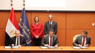 وزارة الاتصالات توقع 30 اتفاقية تعاون مع شركات عالمية ومحلية لبناء القدرات للملتحقين بمبادرة مصر الرقمية