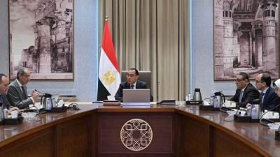 رئيس الوزراء يستعرض مع وزير الاتصالات عددًا من ملفات عمل الوزارة