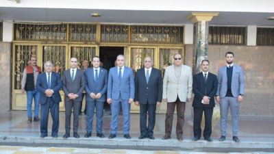 محافظ سوهاج يسلم 50 جهاز عروس بالتعاون مع البنك الزراعي 