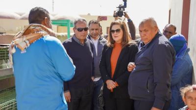 وزيرة التخطيط والتنمية الاقتصادية ومحافظ الوادي الجديد يفتتحان المرحلة الأولى من مشروع الجذب السكاني "بشائر خير الوادي"