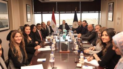  وزير السياحة والآثار يعقد اجتماعاً مع مسئولي شركة Visa لبحث سبل التعاون المشترك