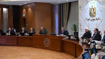 رئيس الوزراء يُشيد بقرارات البنك المركزي التي تستهدف مواصلة جهود التحول نحو إطار مرن لاستهداف التضخم