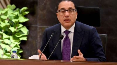 رئيس الوزراء:توجيه وزارة الداخلية بالضرب من حديد لمواجهة السوق السوداء