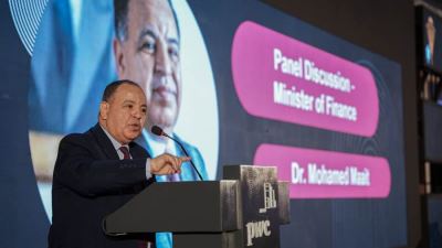 وزير المالية: 1.7 مليار دولار إجمالى قيمة البضائع المفرج عنها خلال 10 أيام 