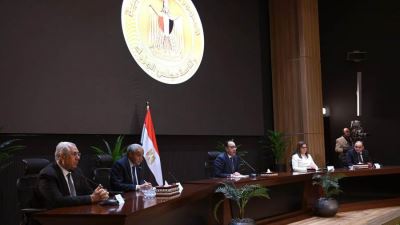 رئيس الوزراء يتفق مع المُصنعين والتجار على خفض أسعار السلع 30% بعد  عيد الفطر