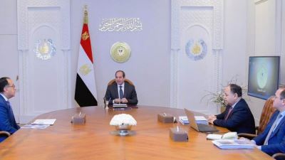 الرئيس السيسي يوجه باتخاذ كافة الإجراءات اللازمة لخفض الدين العام للموازنة