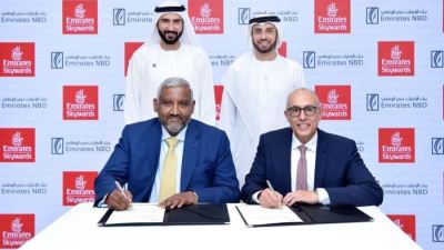 سكاي واردز طيران الإمارات يمدد شراكته مع بنك الإمارات دبي الوطني