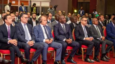 بعثة متعددة القطاعات بين جمهورية مصر العربية وكوت ديفوار لنادي إفريقيا والتنمية التابع لمجموعة التجاري وفا بنك