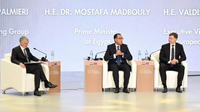 رئيس الوزراء : تحقيق استقرار مصر أمر غاية في الأهمية وسط الأوضاع غير المستقرة التي تشهدها المنطقة