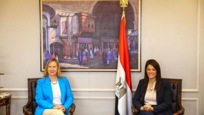 المشاط تبحث مع البنك الدولي ومؤسسة التمويل الدولية تعزيز الاستثمارات في الأسهم وصناديق رأس المال المخاطر