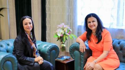 وزيرة التضامن تبحث مع نائب رئيس بنك التنمية الصناعية دعم المشروعات الصغيرة