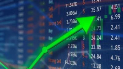 ارتفاع مؤشر EGX30 بنسبة 1.8% ليغلق على 28340 نقطة خلال تعاملات اليوم 