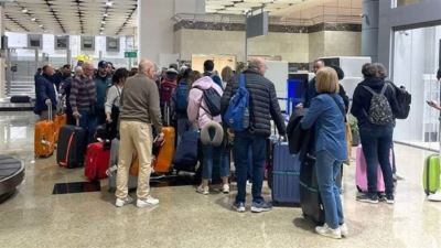 فايننشال تايمز تكشف السبب وراء العطل الفني العالمي