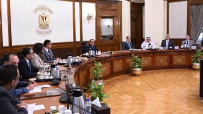 رئيس الوزراء يستعرض مع أحد التحالفات العالمية إدارة مركز القاهرة الدولي المالي بالعاصمة الإدارية