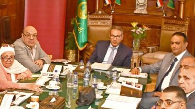 في آخر جمعية عمومية برئاسته..الاتربي يقرر توزيع مكافآت للعاملين في نادي طلعت حرب