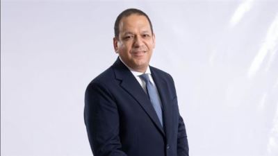 طارق قابيل يعلن انتقال هشام عبدالعال من الاستثمار العربي لبنك القاهرة نائبا للرئيس