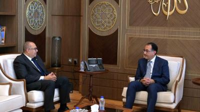 رئيس الوزراء يلتقي الدكتور محمود محيي الدين بمناسبة انتهاء مهام عمله بصندوق النقد